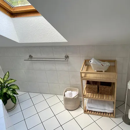 Maisonette Am Bahnhof 布格多夫